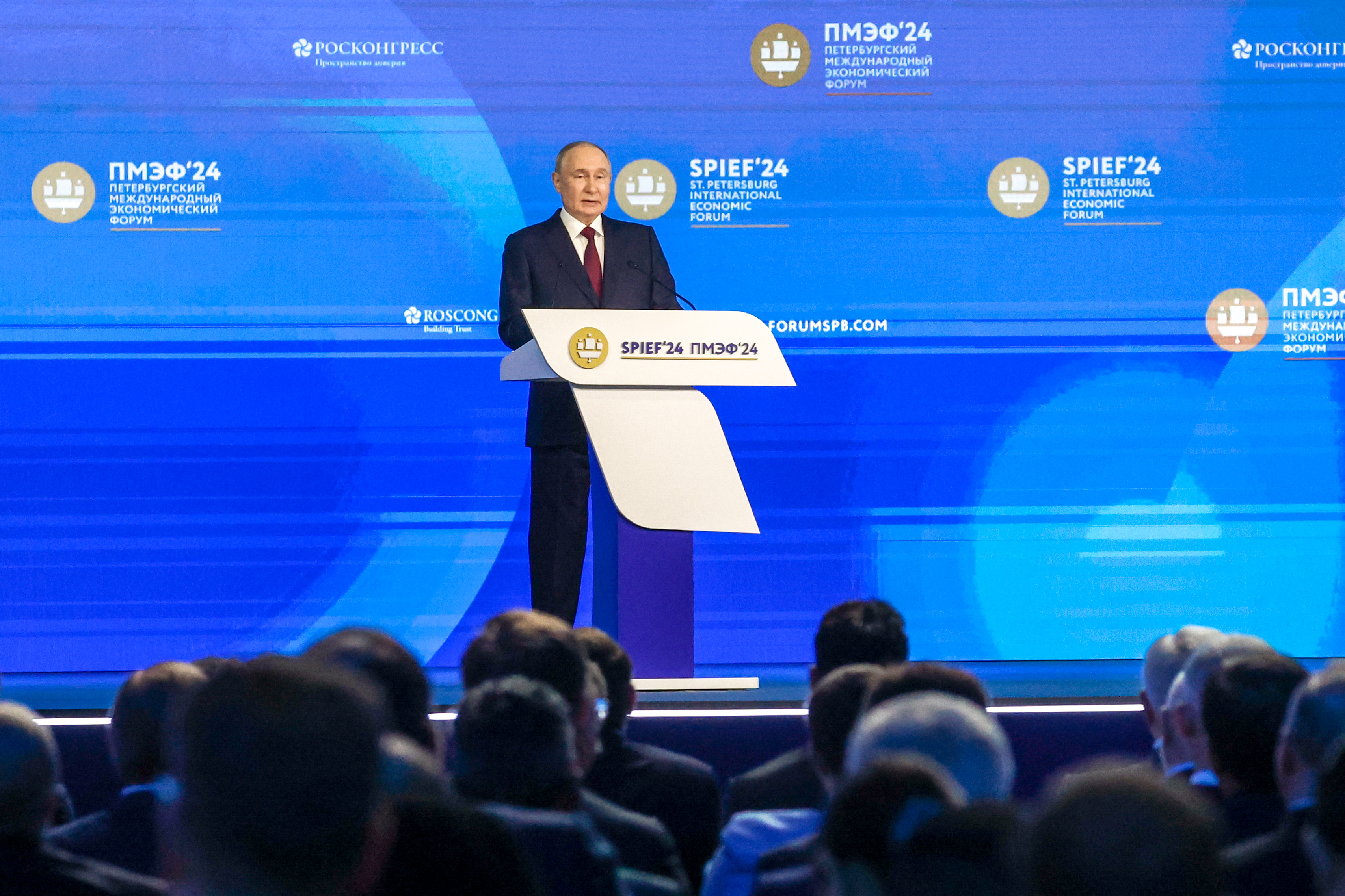 Володин о выступлении Путина на ПМЭФ-2024:  во главе государства стоит сильный лидер