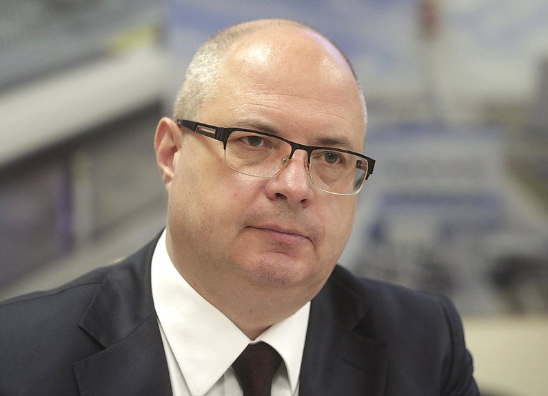 В ГД оценили шансы ИИ заменить человека в корпоративном управлении