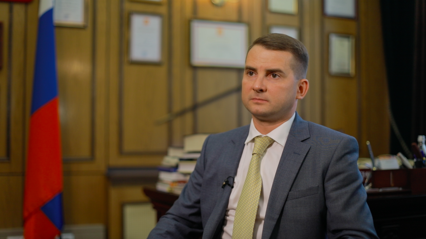 Нилов рассказал о правах работников компаний, приостановивших свою деятельность